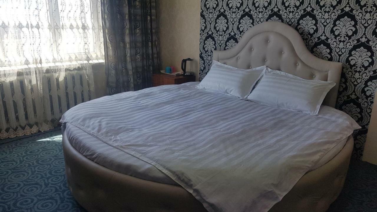 Bulbul Jamak Travel Hostel Ölgij Eksteriør billede